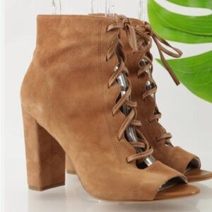 Sam Edelman Women's Yvie Sandal Size 8.Bootie Tan Suede Lace Up Zip Block Heel